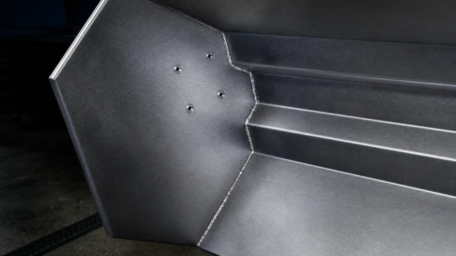 Detailaufnahme einer präzise ausgeführten Schweißnaht